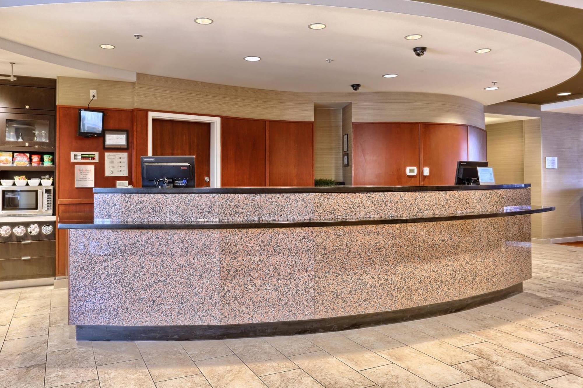 Courtyard By Marriott Harrisburg West/Mechanicsburg Eksteriør billede